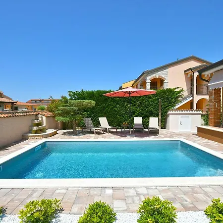 House Brigita 1762 Holiday home *