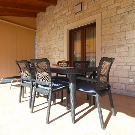 House Brigita 1762 Holiday home *