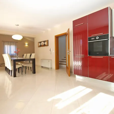 House Brigita 1762 Holiday home *