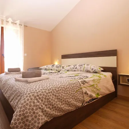 House Brigita 1762 Holiday home Porec