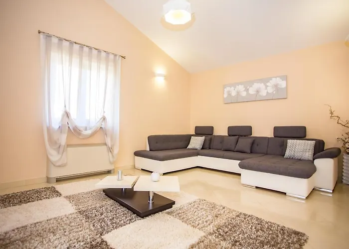 Дом отдыха House Brigita 1762 Пореч