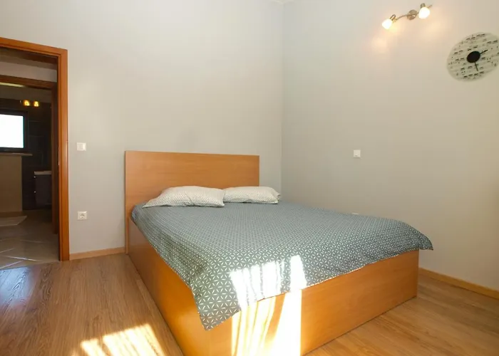 House Brigita 1762 * Πόρετς