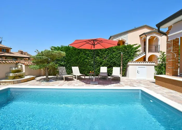 House Brigita 1762 * Πόρετς