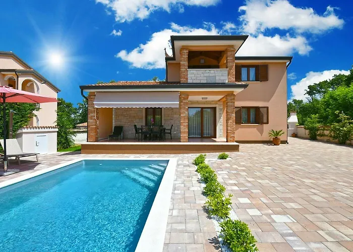 House Brigita 1762 * Πόρετς