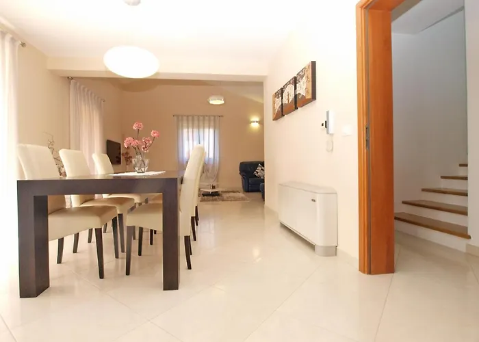 House Brigita 1762 Tatil Evi *