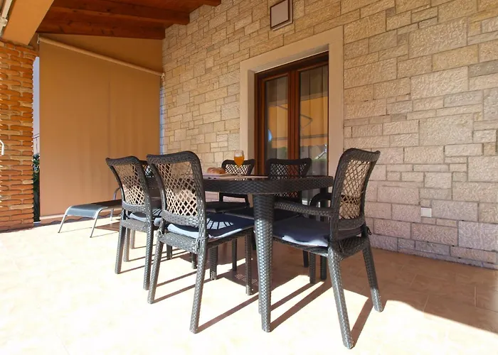 House Brigita 1762 Tatil Evi *