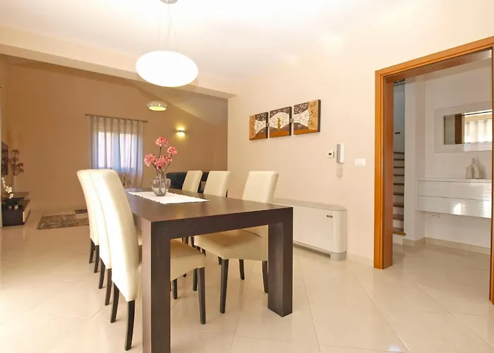 House Brigita 1762 Tatil Evi